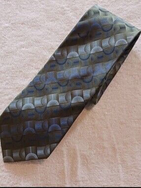 Van Heusen Mens Necktie Olive Green Blue Geometric Overlapping Circles Silk